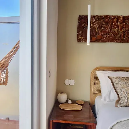 Marina Vista Sol-cleverdetails, Marina View, Sleeps 2 Adults And 2 Children